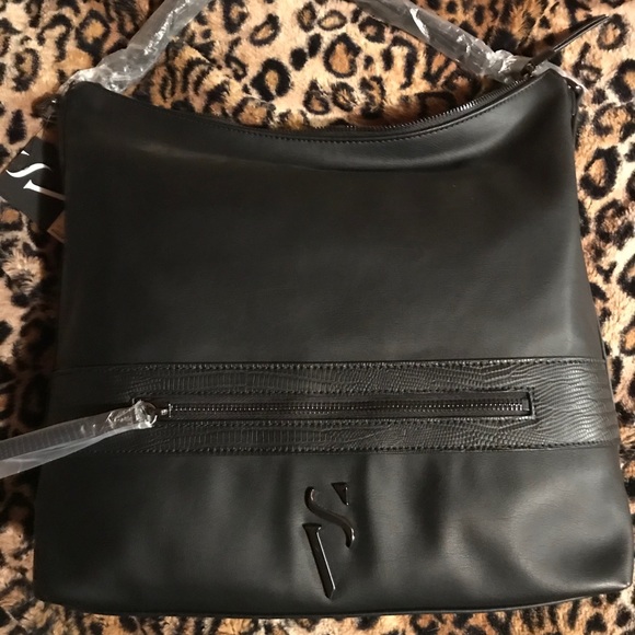 Vera Wang black leather handbag - Picture 2 of 4